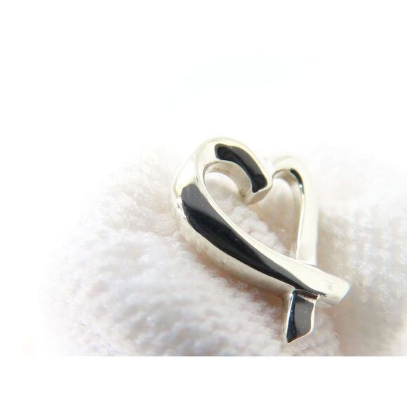 Tiffany Loving Heart Earrings - Picture 3 of 4